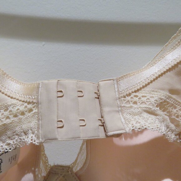 CHANTELLE Festivité Lace Plunge Bra in Nude Blush - Size 36DD - Picture 10 of 12